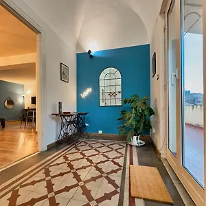 https://attico-in-centro-storico.catania-hotels.net
